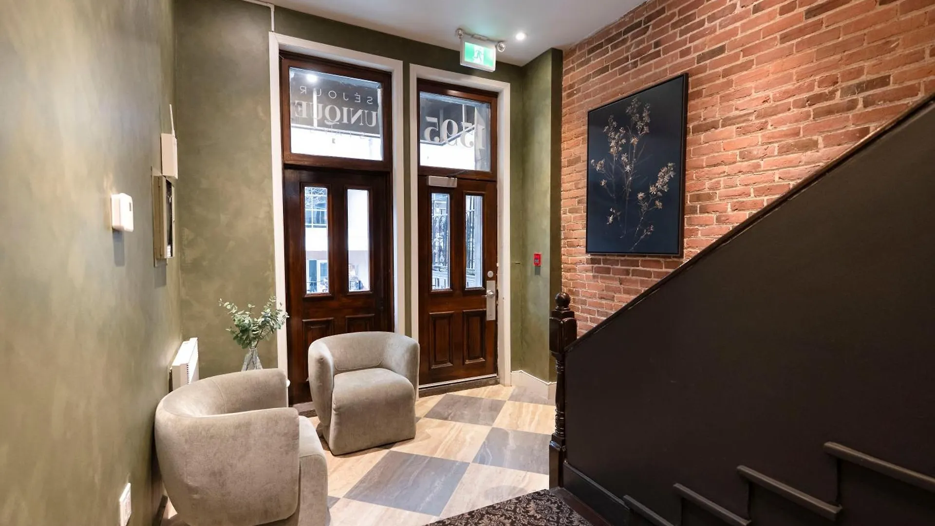 Self Check-In Boutique Hotel - Quartier Latin - Room 302 Montreal Canada